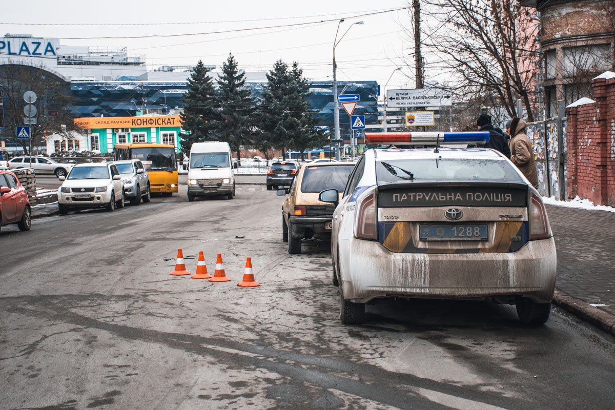 На Ивана Кудри из-за тянучки на дороге Peugeot сбил мужчину 1