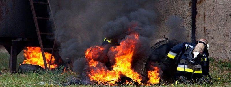 Пожары, землетрясения и ДТП: в Днепре волонтеры учатся спасать людей