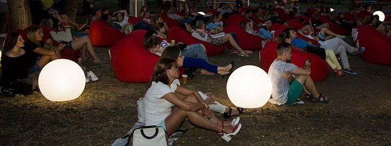 В Днепре под открытым небом бесплатно покажут мультфильм