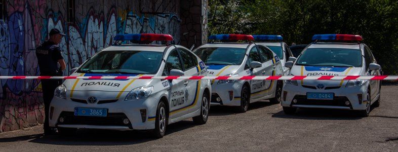 Забыл про ручник: на Малиновского спасатели выловили из реки утонувший Chevrolet
