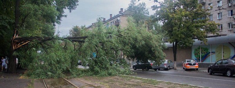 Последствия непогоды в Днепре