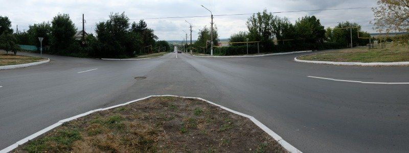 Нову дорогу до Дня міста отримала 30-тисячна Тернівка, – Валентин Резніченко