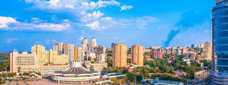 Звезды, многотысячный карнавал и гонки элитных автомобилей: Борис Филатов рассказал, как Днепр отметит свой день рождения