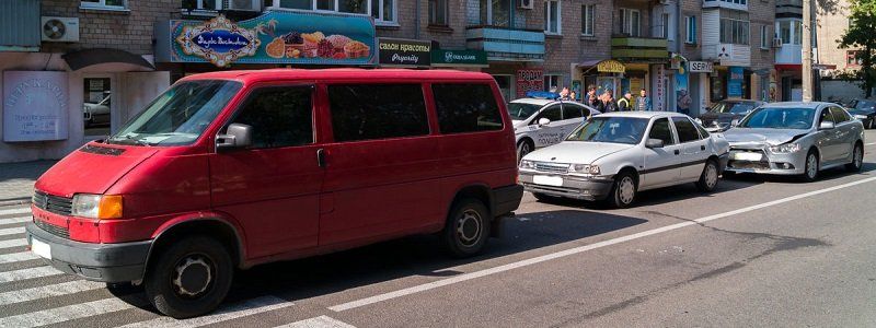 Второе за день: на проспекте Поля снова не поделили дорогу три машины