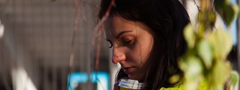 Еда, шопинг и слезы: как и где погрустить девушке в Днепре
