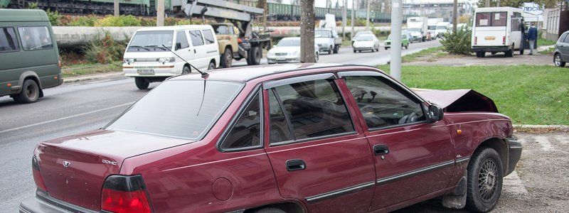 На Каруны столкнулись Daewoo и машрутка № 23