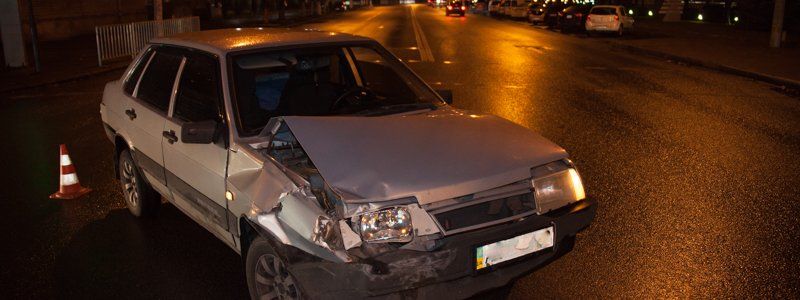 ДТП на Сичеславской Набережной: столкнулись ВАЗ и Renault