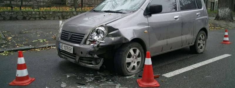 На Лазаряна Chevrolet выехал на встречную полосу и врезался в Hafei
