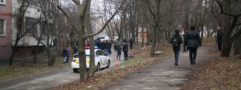 В Днепре на Тополе мужчину убили выстрелом в голову