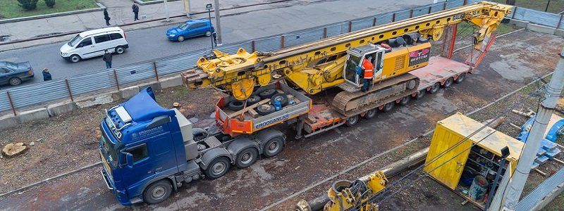 В Днепр привезли технику для строительства метро