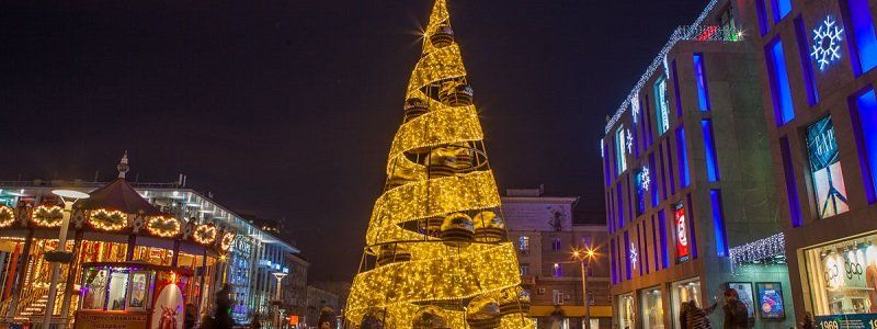 Как будут работать кафе и рестораны Днепра в Новогоднюю ночь и на Рождество