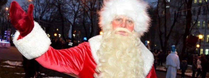 «Дарую казку та віру в чудеса» – досвідчений Дід Мороз Олександр Прокопенко
