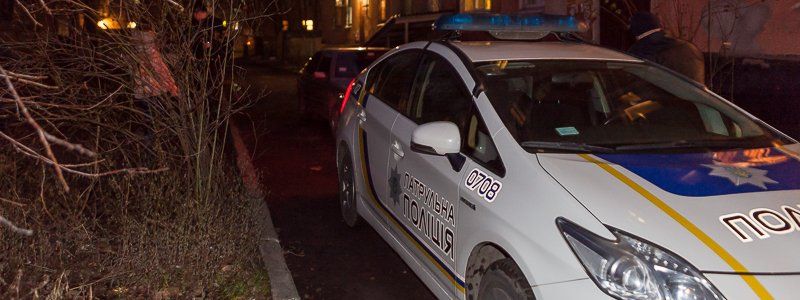 В Днепре в салоне такси умер мужчина