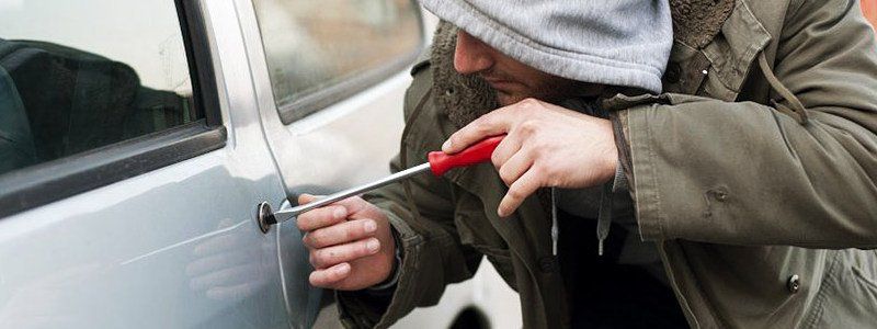 На Донецком шоссе угнали Lanos: владелец авто просит помощи в поисках