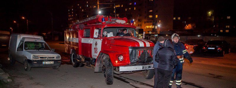 В Днепре горел ЗИЛ с картошкой