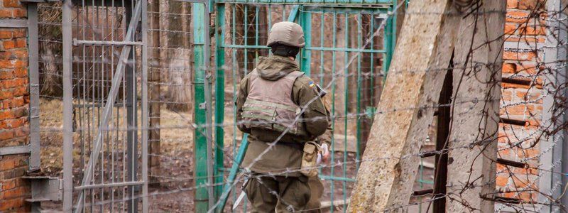 Застрелился на посту: подробности самоубийства солдата в Днепре