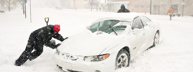 Как в Днепре и области борются с непогодой