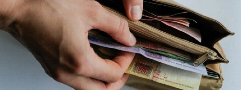 Повысят минимальные пенсию и зарплату. К чему это приведет?