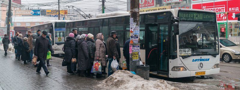 Филатов о маршрутках Днепра: «Это форменное бл@дство, по результатам проверок один из десяти будет казнен»