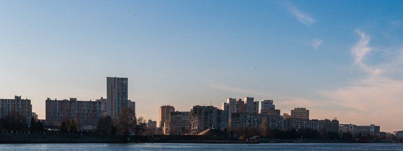 "78 дней - 78 фотографий": житель Днепра снял проект о жизни одного из дворов города