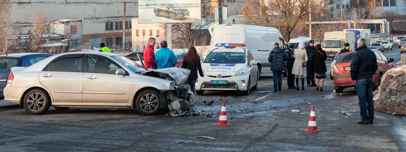 В Днепре ищут свидетелей аварии на Космической