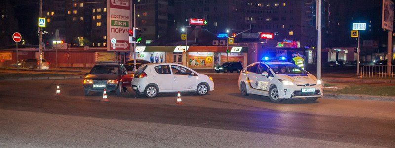 ДТП на Донецком шоссе: виновник аварии пытался скрыться с места происшествия