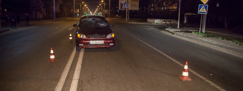 В Днепре на Калиновой Daewoo сбил парня