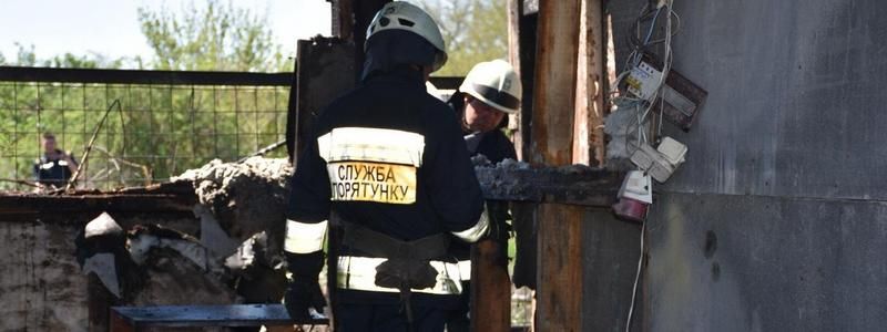 В Днепре на Игрени горела территория частного домовладения