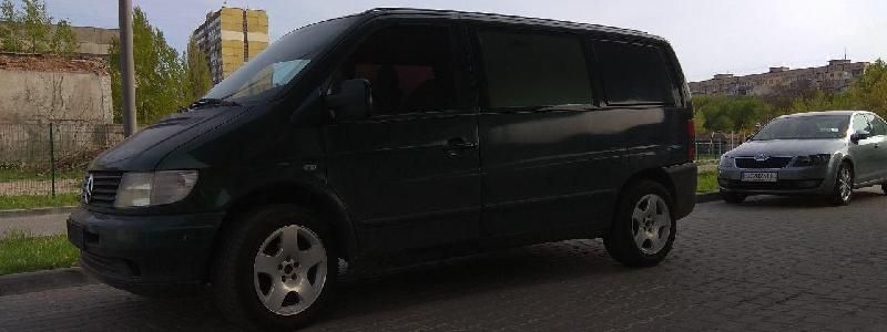 В Днепре угнали Mercedes Vito: горожан просят помочь в поиске