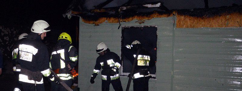 В Днепре на территории Свято-Троицкого храма произошел пожар