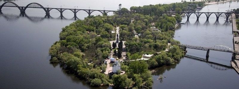 В реке возле Монастырского острова нашли человеческие кости