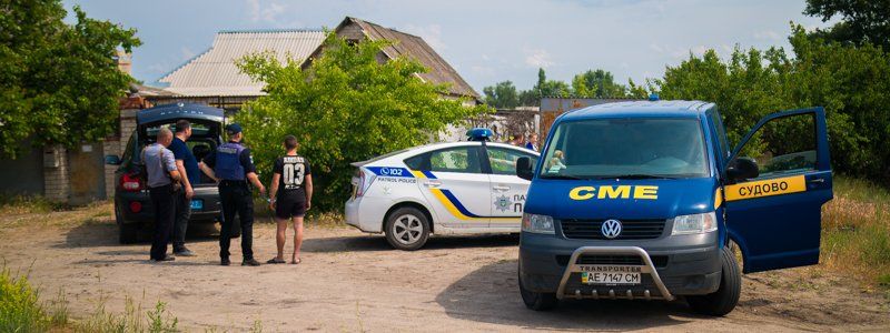 В Днепре на Северном мужчину убили за то, что он приставал к чужой жене