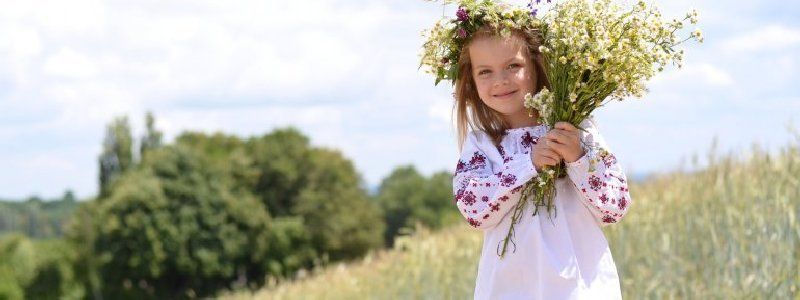 Прикольные поздравления с Троицей 2018: короткие СМС в стихах и прозе родным, коллегам и друзьям