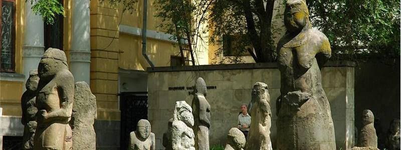 В Днепре раскроют все тайны каменных баб