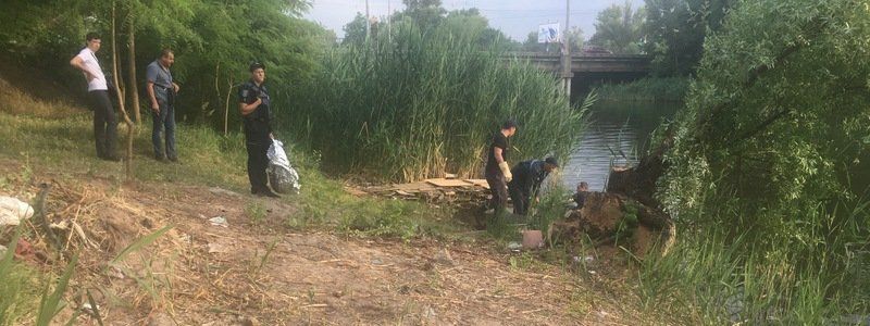 В Днепре на Фрунзенском канале нашли труп мужчины