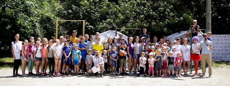 Дети оставляют гаджеты дома и приходят на Дворовые Олимпийские игры