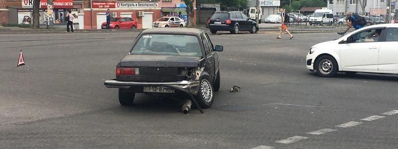 В Днепре ДТП на Богдана Хмельницкого переросло в драку