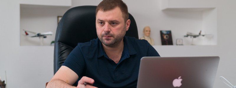 «Когда кидают асфальт в лужу – это зрада»: Михаил Лысенко рассказал о ремонте дорог в Днепре