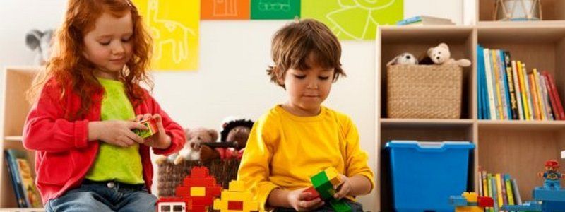 В студии "Винахідник" в Днепре детей учат делать роботов с помощью Lego