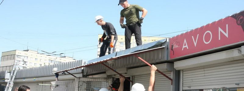 В Днепре демонтировали еще 13 киосков (ФОТО)