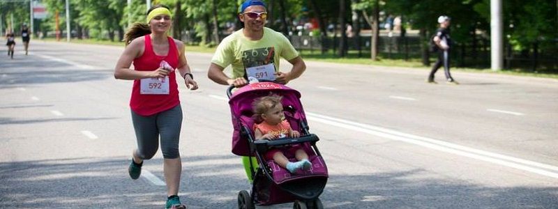 В Днепре впервые пройдет забег с колясками