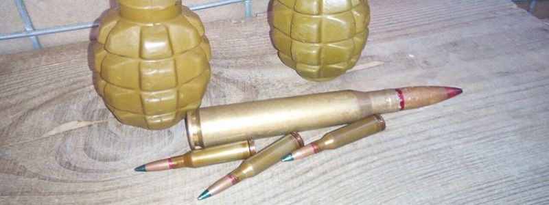 Пассажир автобуса пытался провезти через блокпост боеприпасы