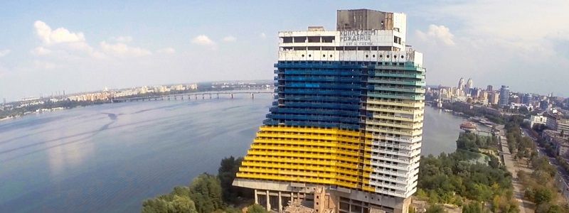 Арендаторы Паруса не заплатили налогов на 2 миллиона гривен
