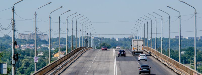 В каком состоянии Южный мост в Днепре