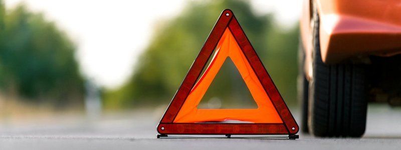 В Днепре грузовик сбил женщину: родственники ищут свидетелей