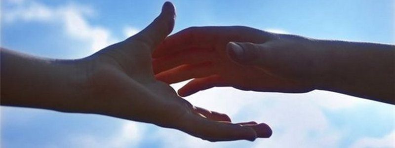 В Днепре организовали ярмарку по сбору средств на лечение 7-летней девочки