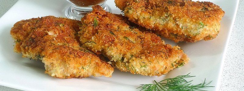 Полезные и вкусные рецепты: как приготовить мини-шницели из свинины в панировке с тертым сыром