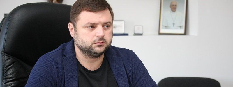 Заммэра Лысенко рассказал, почему в Днепре не чистят тротуары и когда уберут сосульки