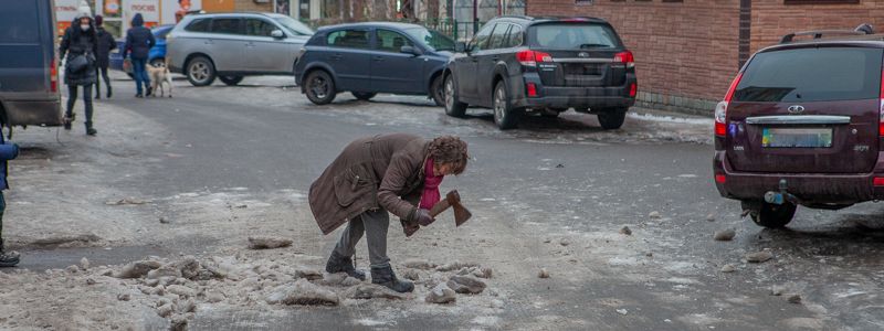 Дорога ярости: как выглядит переулок Крушельницкой в Днепре