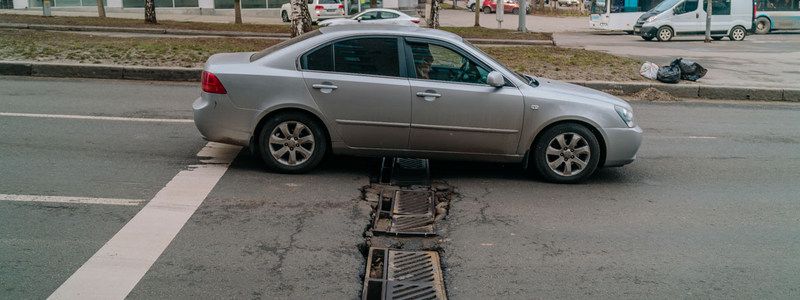 В Днепре на проспекте Поля ливневки уходят под землю